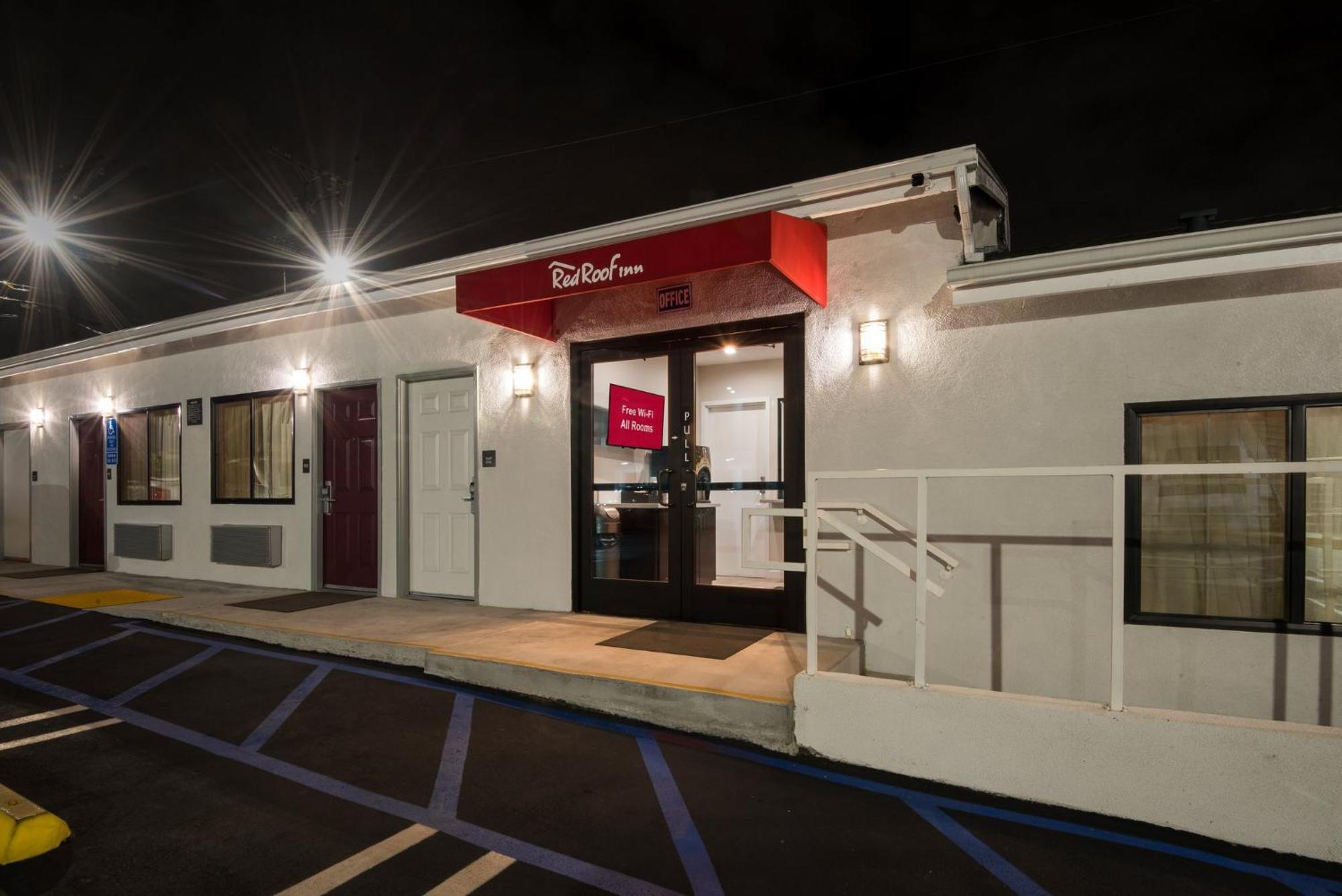 Red Roof Inn Los Angeles - Wilmington, Ca, Los Angeles